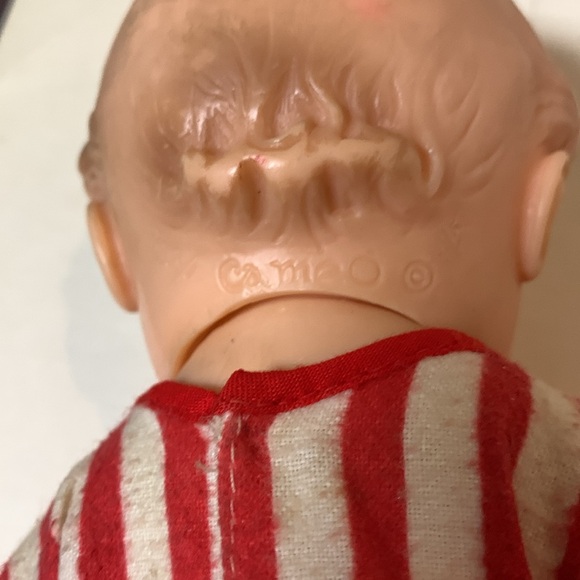 Kewpie doll Cameo squeaks - Picture 8 of 8